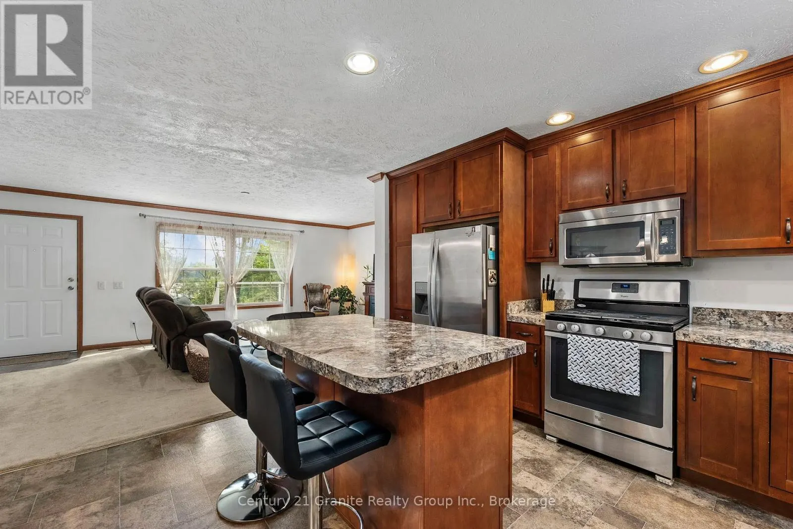 2275 KENNISIS LAKE ROAD