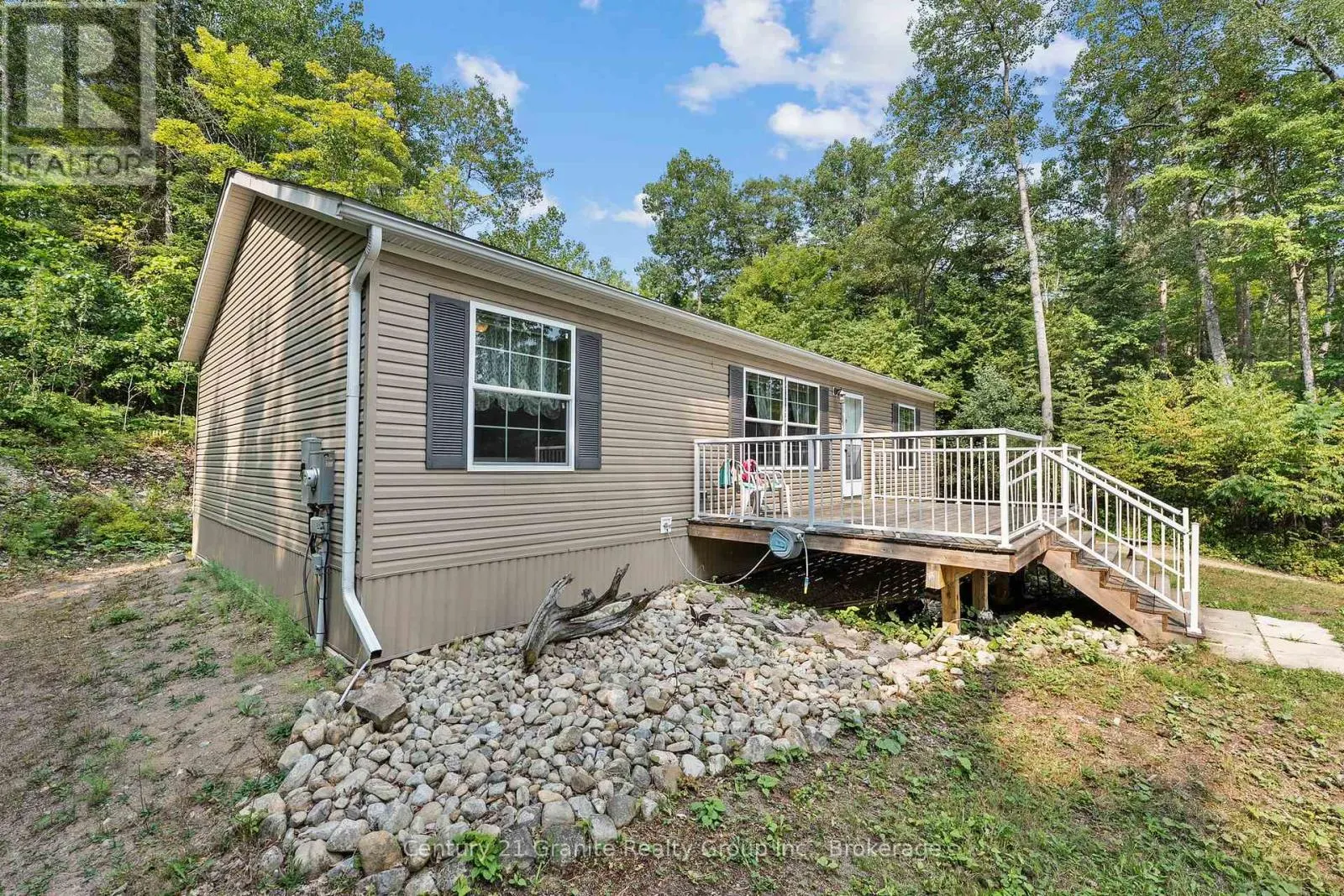 2275 KENNISIS LAKE ROAD