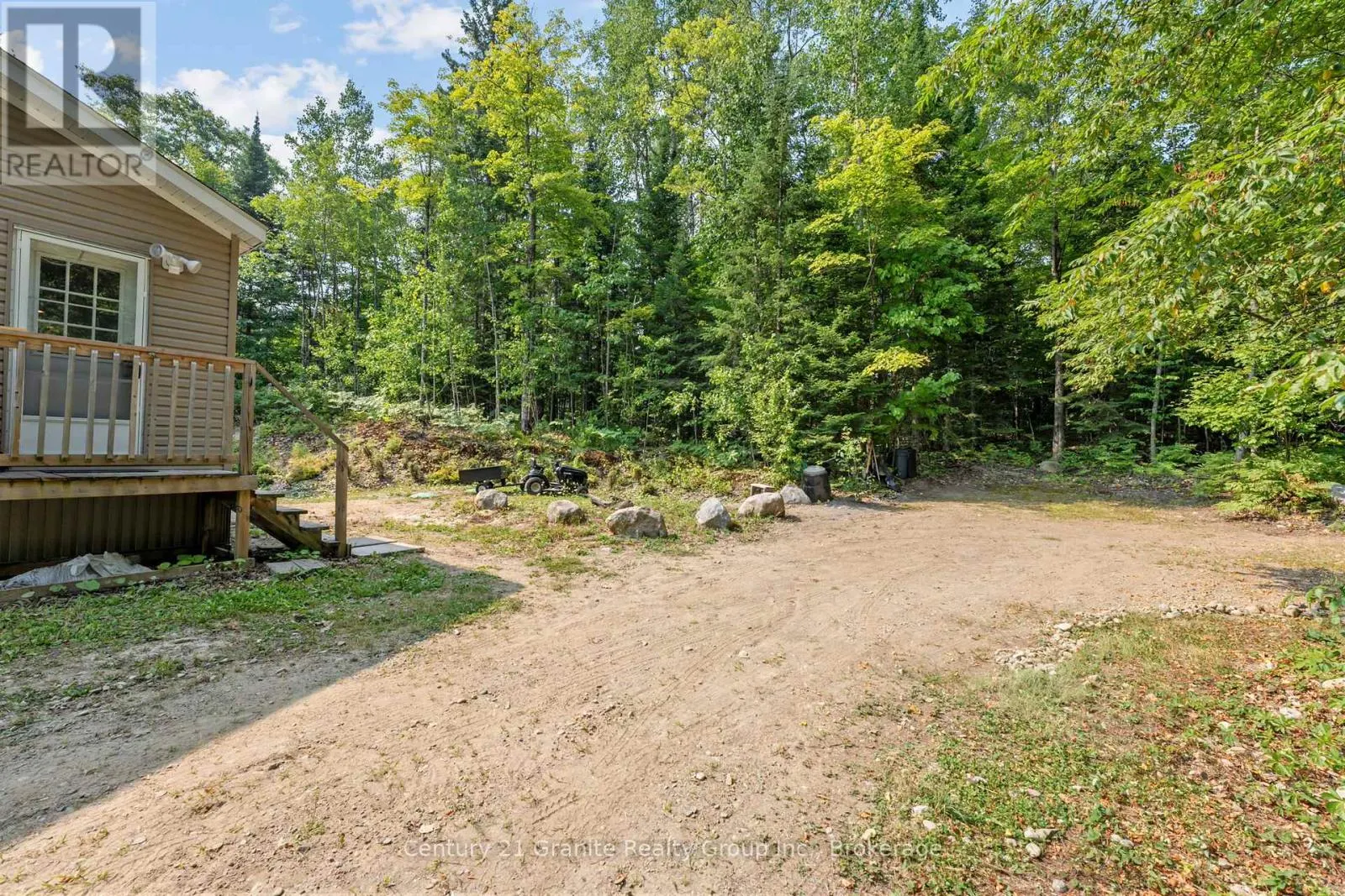 2275 KENNISIS LAKE ROAD