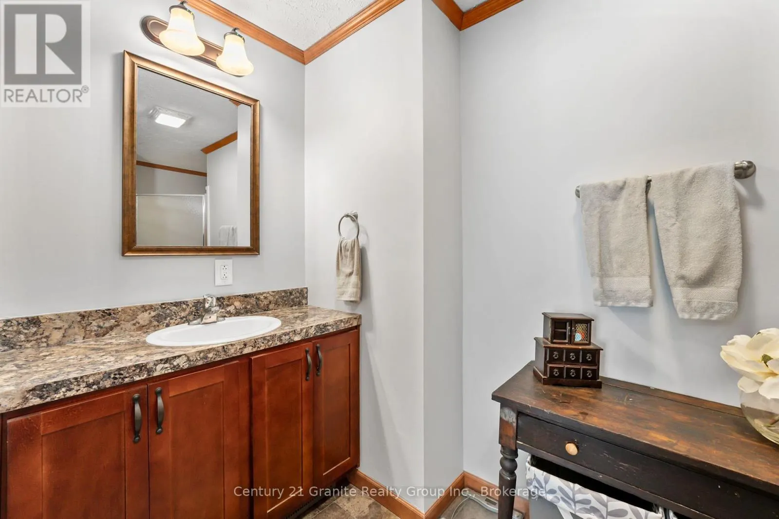 2275 KENNISIS LAKE ROAD