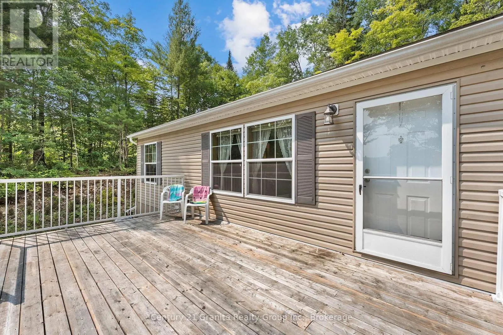 2275 KENNISIS LAKE ROAD