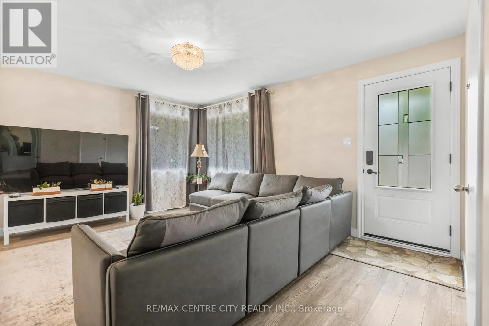 30 TILIPE ROAD