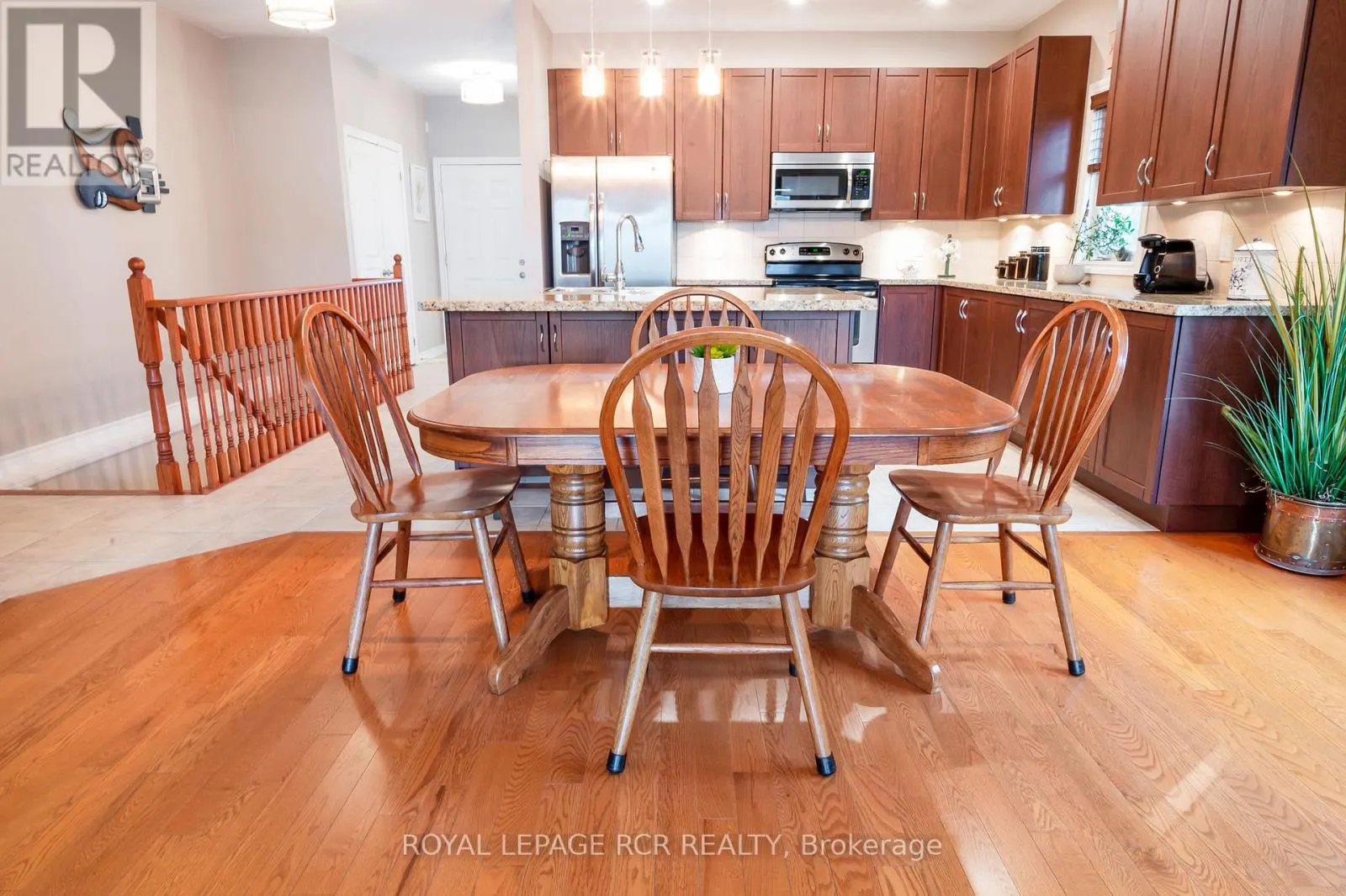 157 - 200 KINGFISHER DRIVE