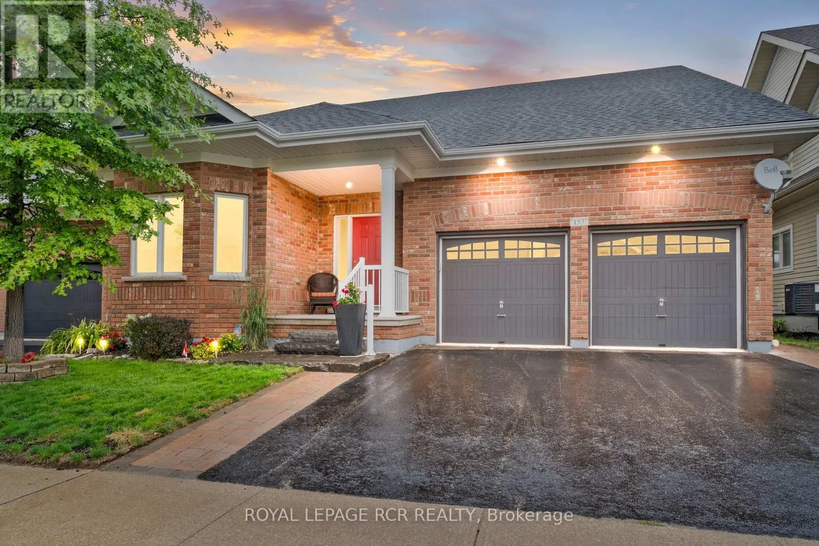 157 - 200 KINGFISHER DRIVE