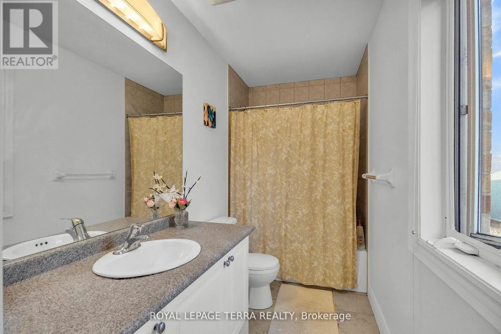 584 PINERY TRAIL