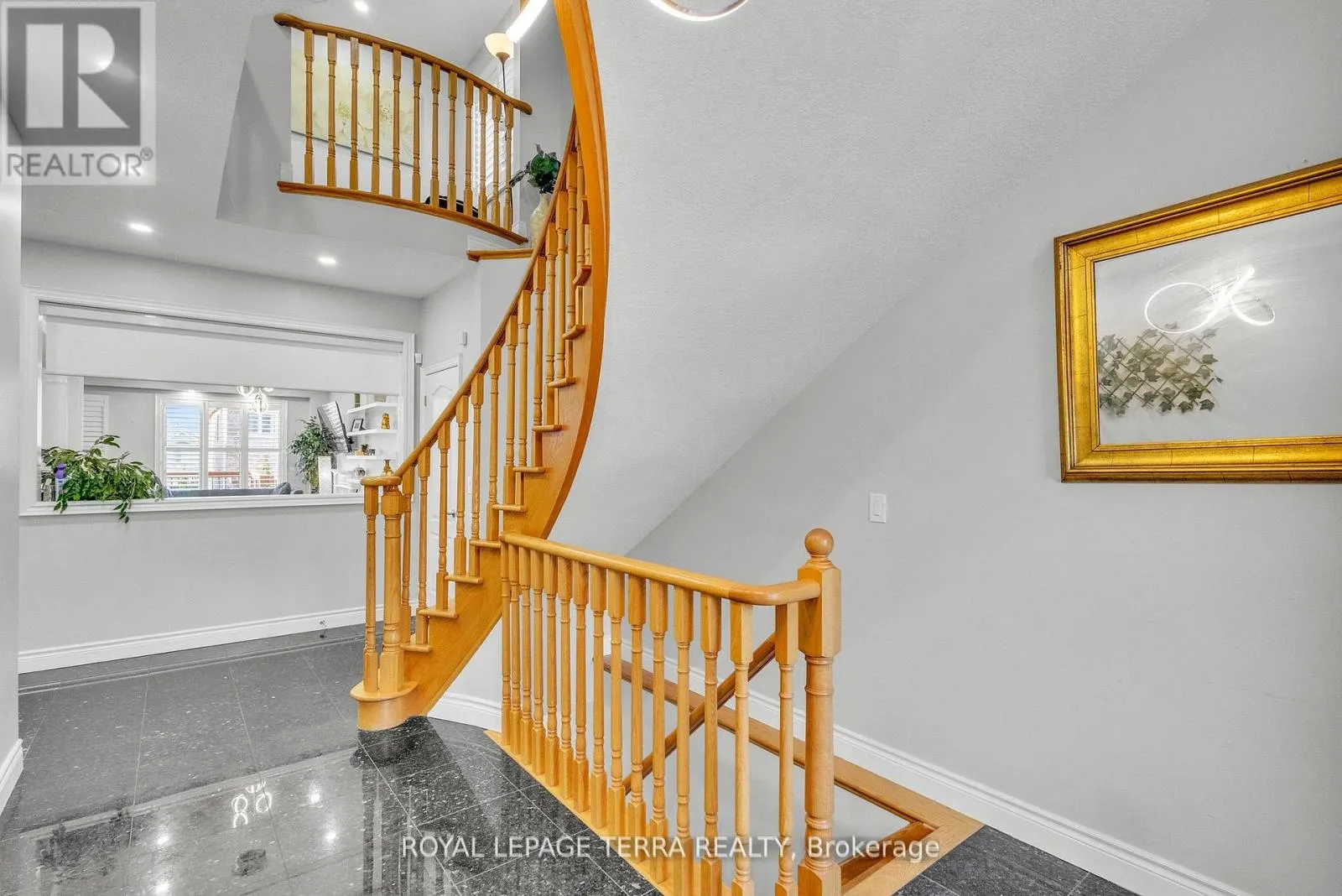 584 PINERY TRAIL