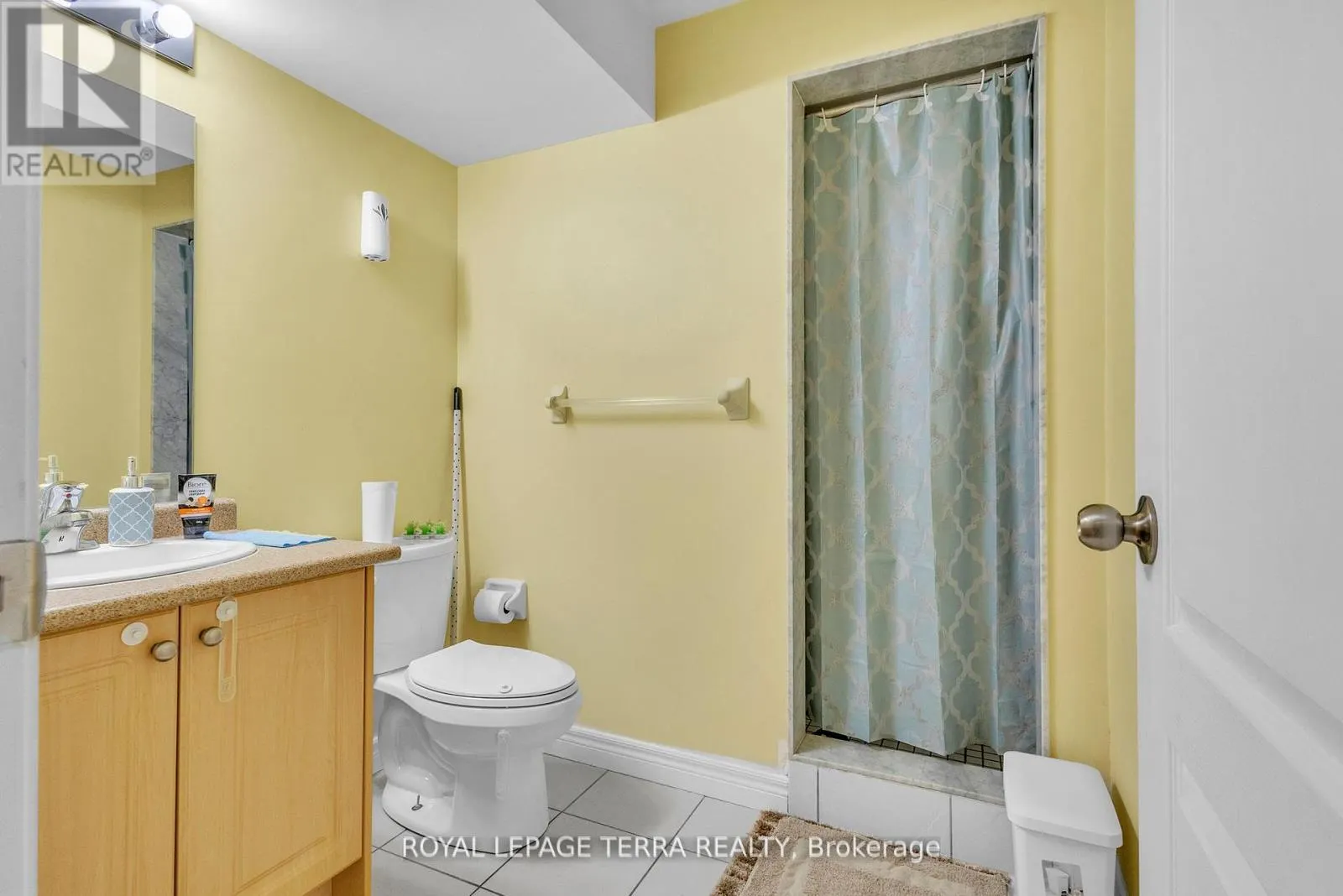 584 PINERY TRAIL