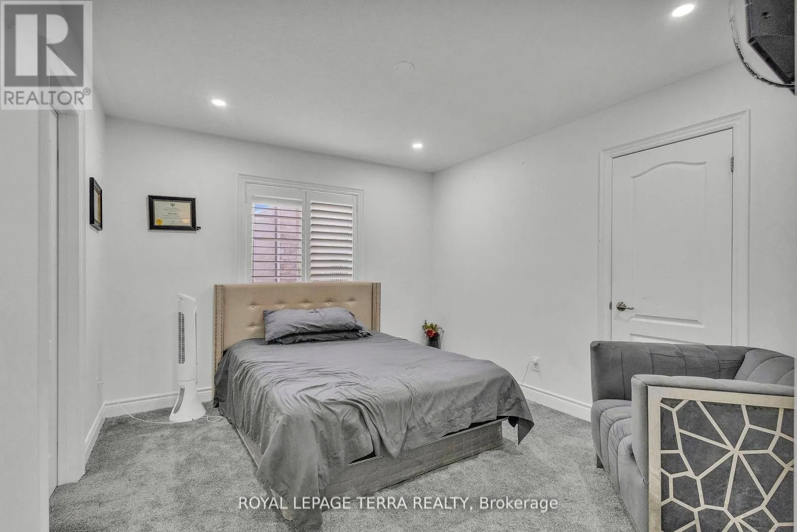 584 PINERY TRAIL