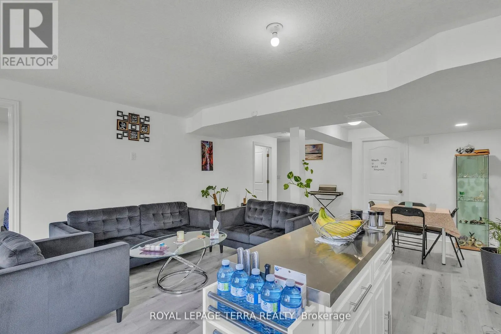 584 PINERY TRAIL