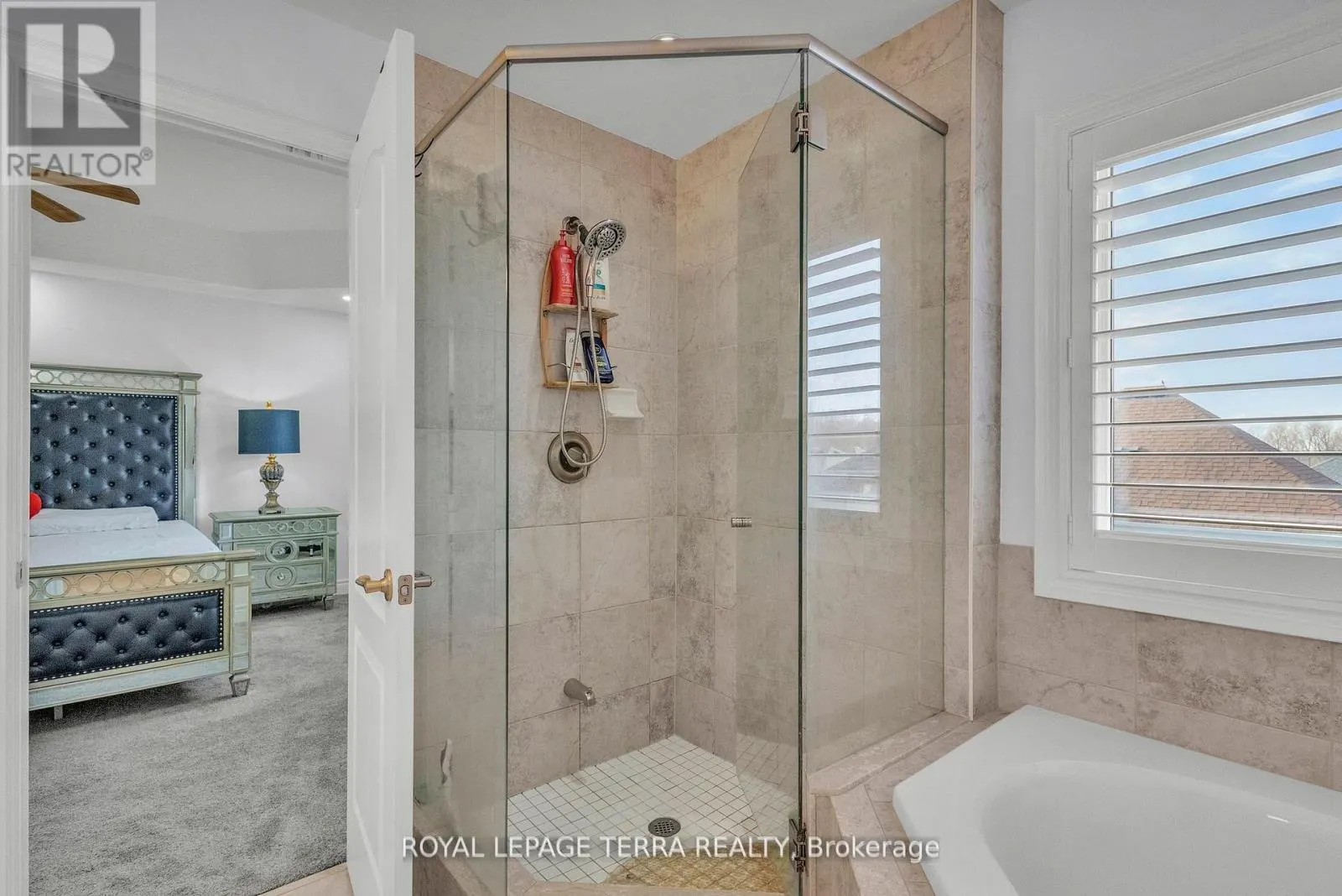 584 PINERY TRAIL