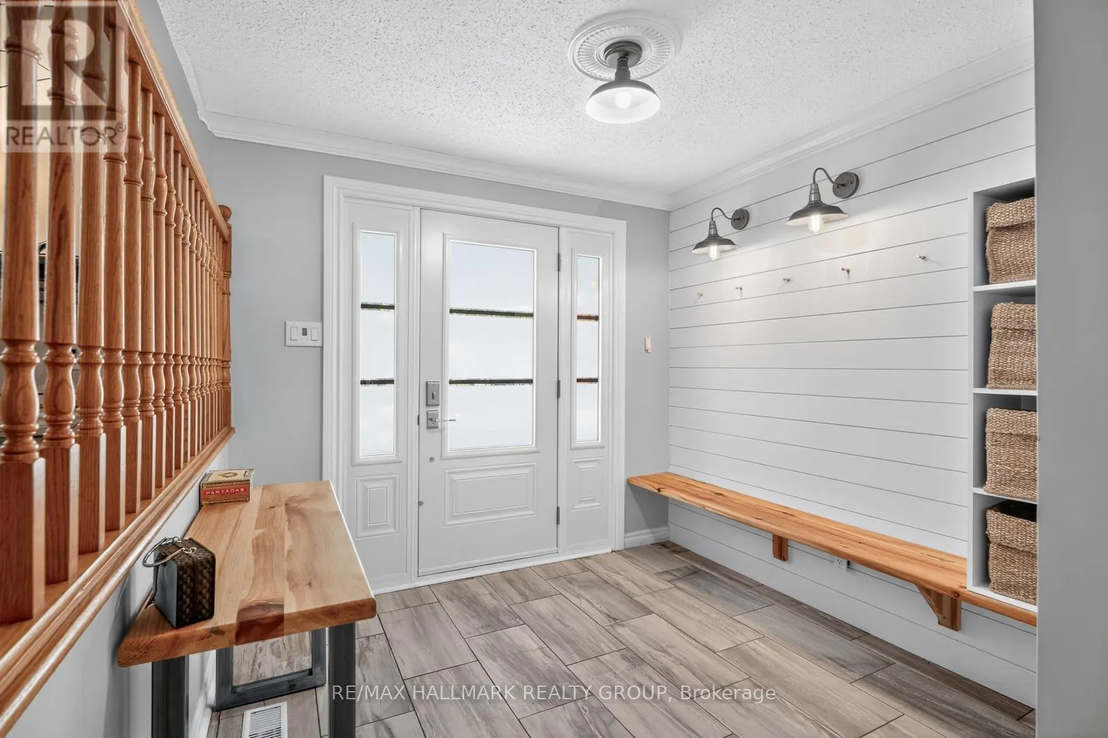 30 OAKHURST CRESCENT