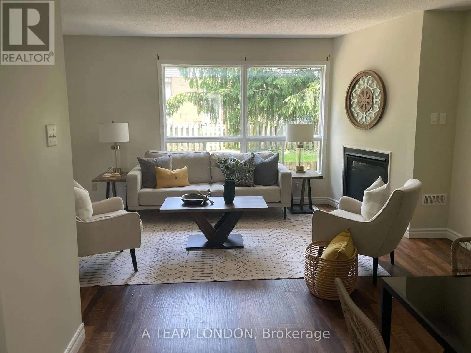 43 - 35 WATERMAN AVENUE, #43