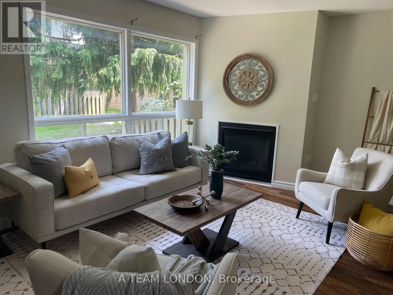43 - 35 WATERMAN AVENUE, #43