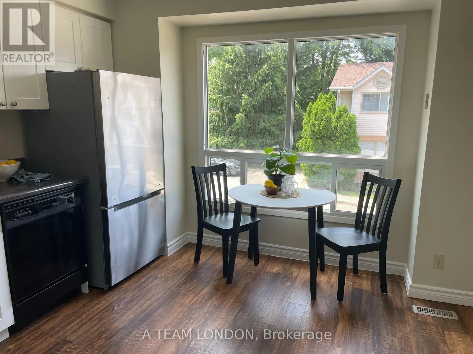 43 - 35 WATERMAN AVENUE, #43