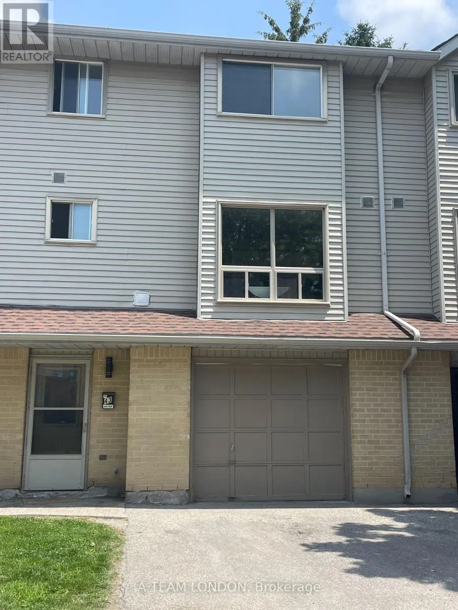 43 - 35 WATERMAN AVENUE, #43
