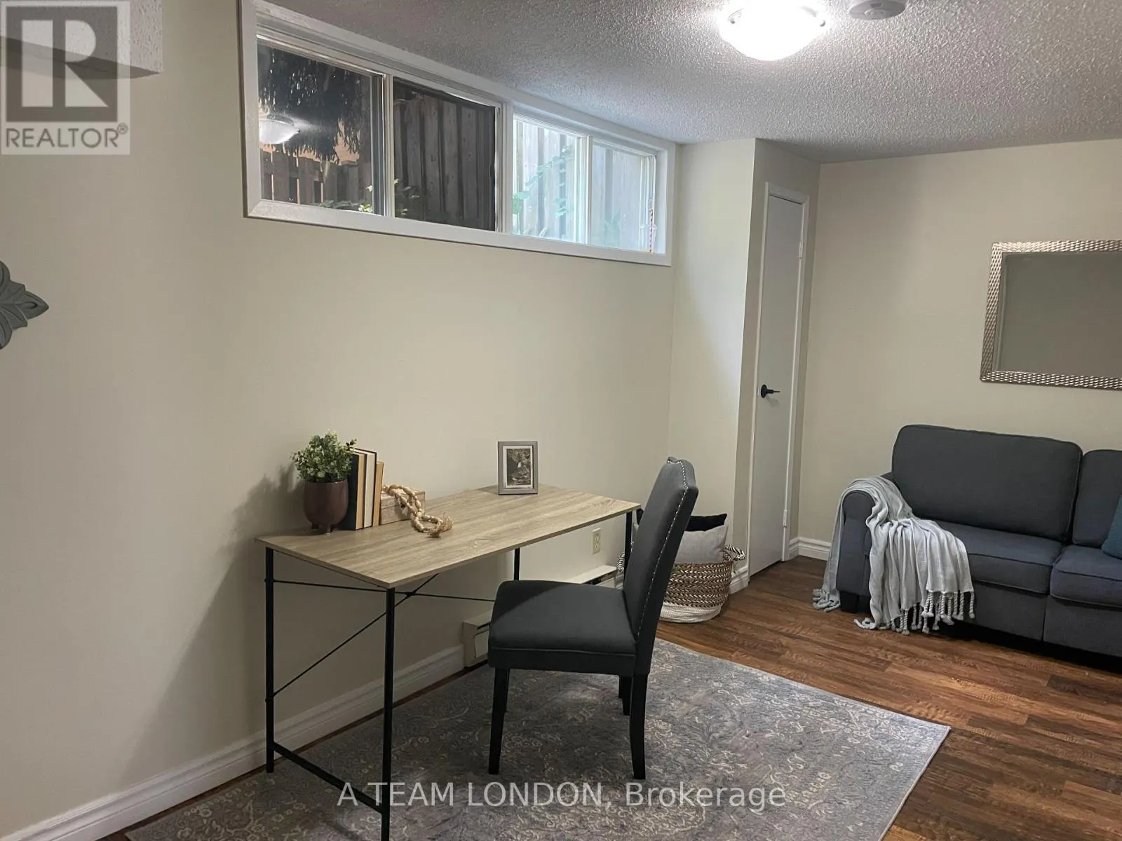 43 - 35 WATERMAN AVENUE, #43