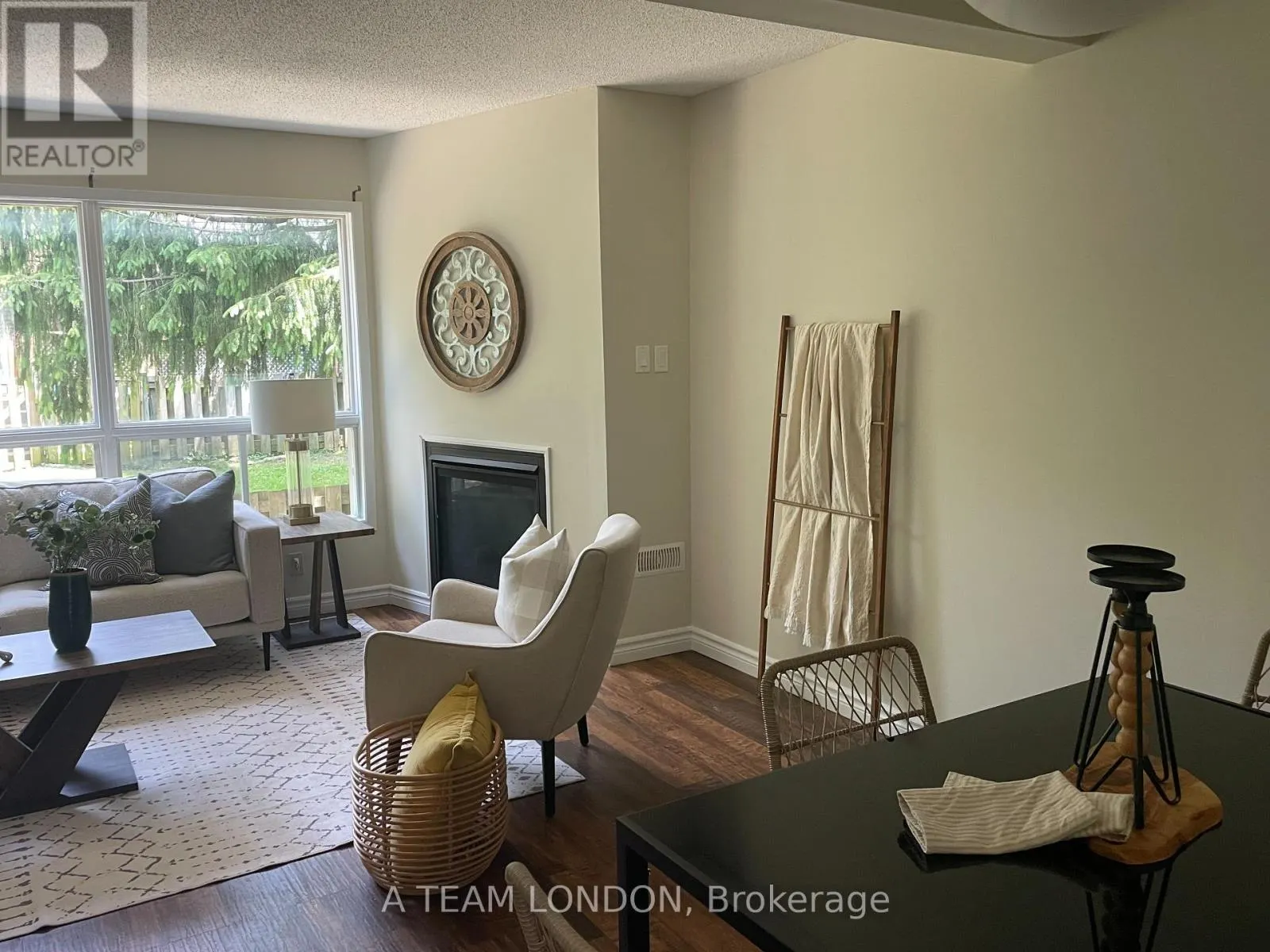43 - 35 WATERMAN AVENUE, #43
