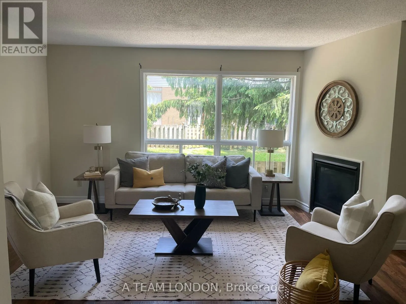 43 - 35 WATERMAN AVENUE, #43