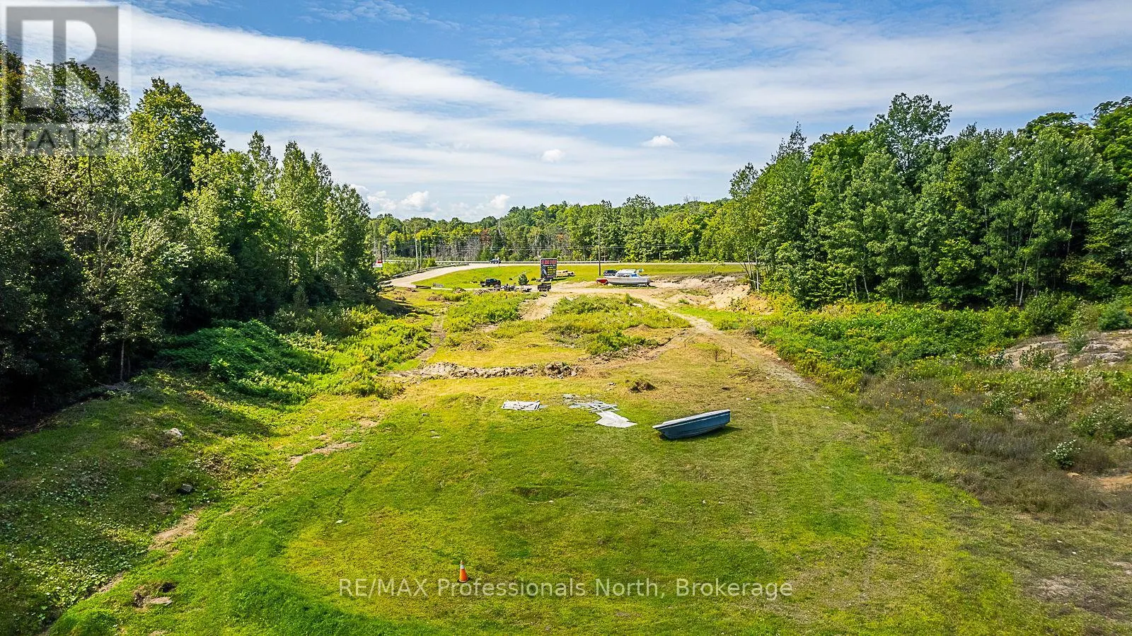 1063 RAVINE ROAD