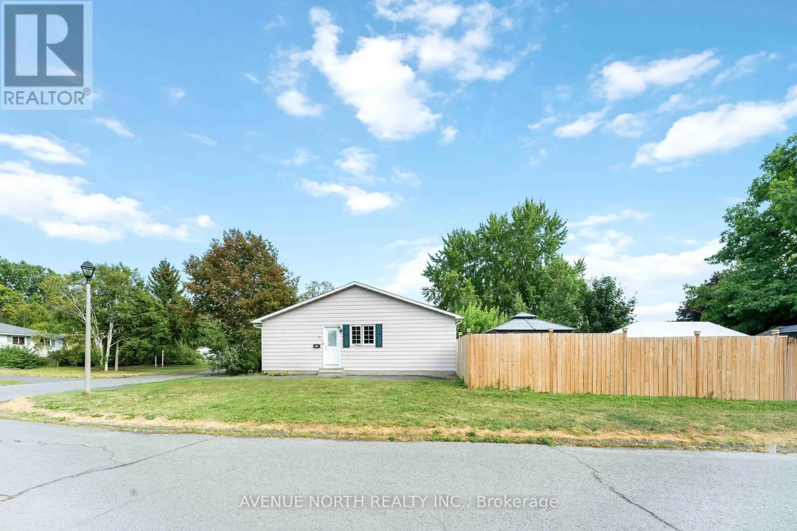 39 BALLANTRAE WAY