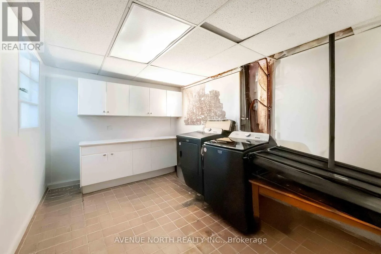 39 BALLANTRAE WAY