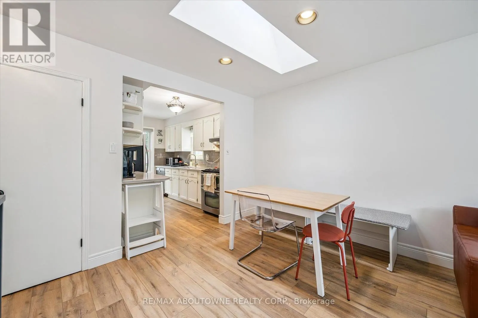 216 BELL AVENUE