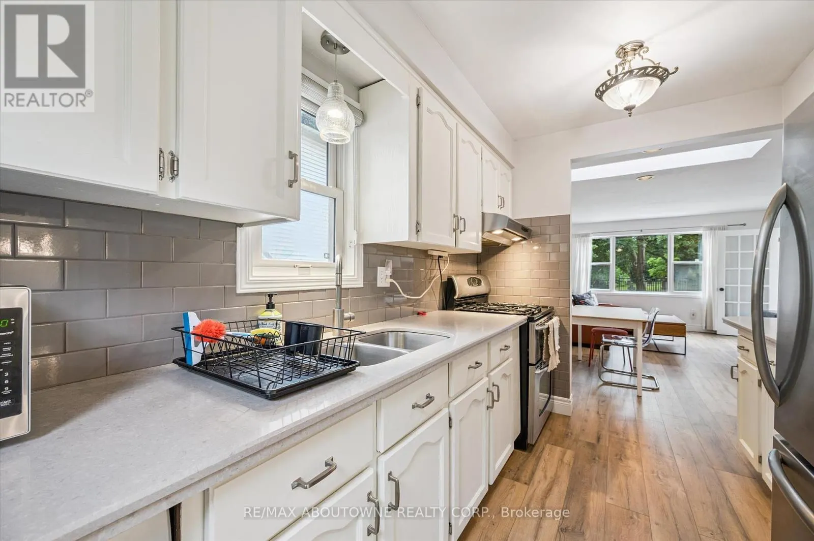 216 BELL AVENUE