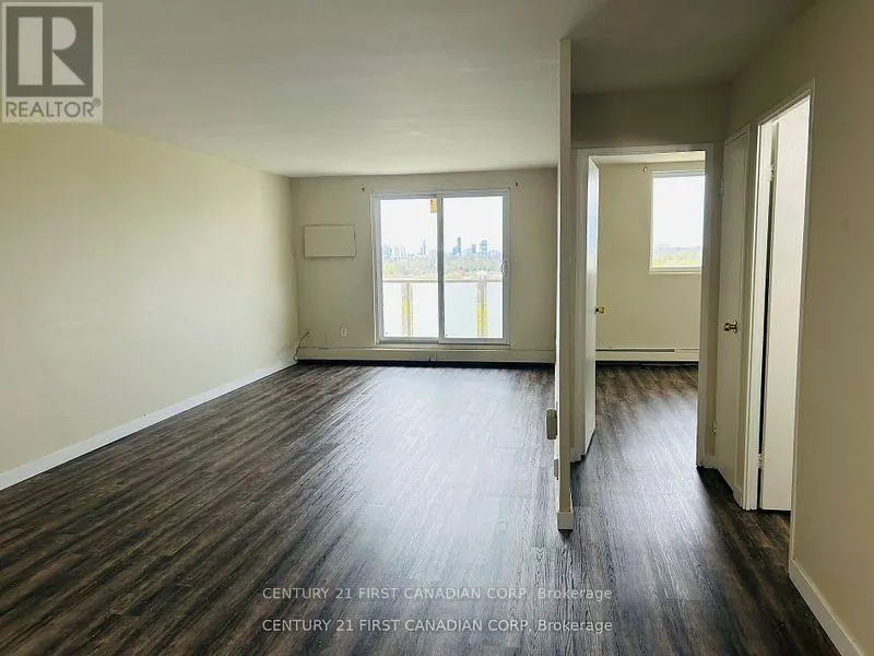 1011 - 573 MORNINGTON AVENUE, #1011