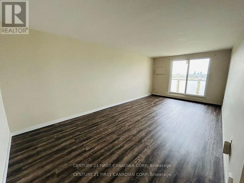 1011 - 573 MORNINGTON AVENUE, #1011