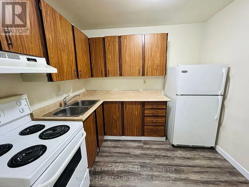 1011 - 573 MORNINGTON AVENUE, #1011