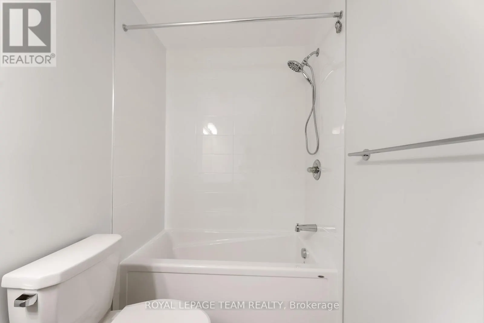 508 WOODLILY PRIVATE