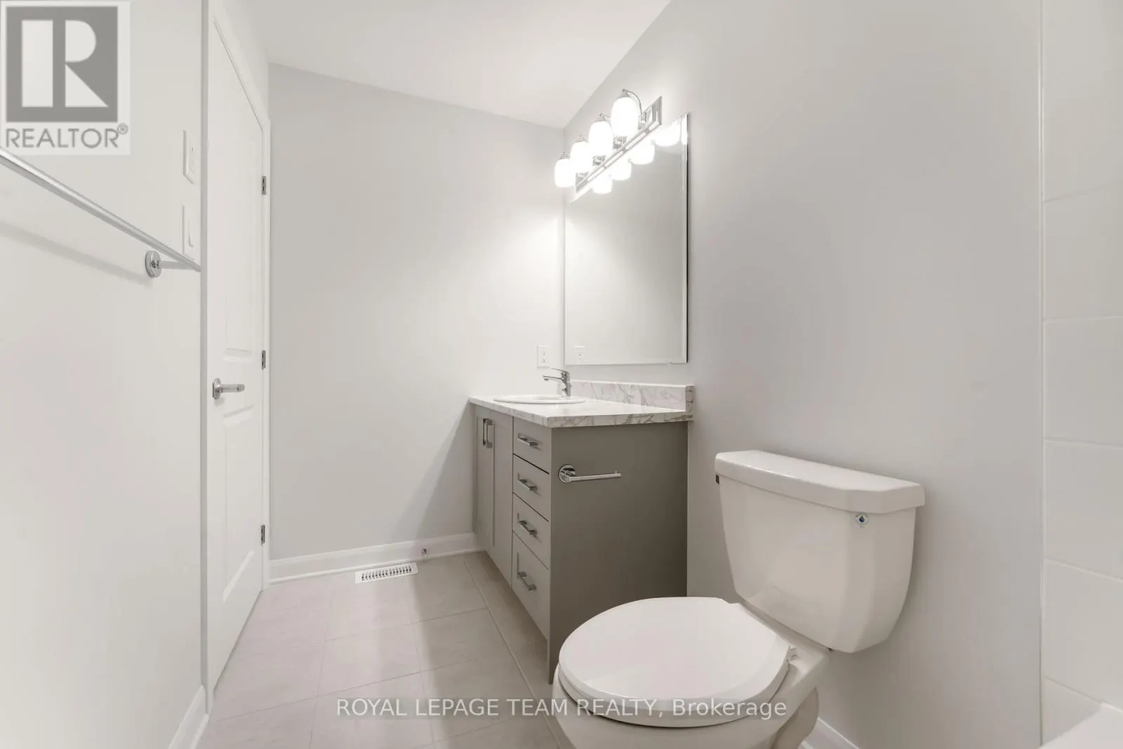 508 WOODLILY PRIVATE