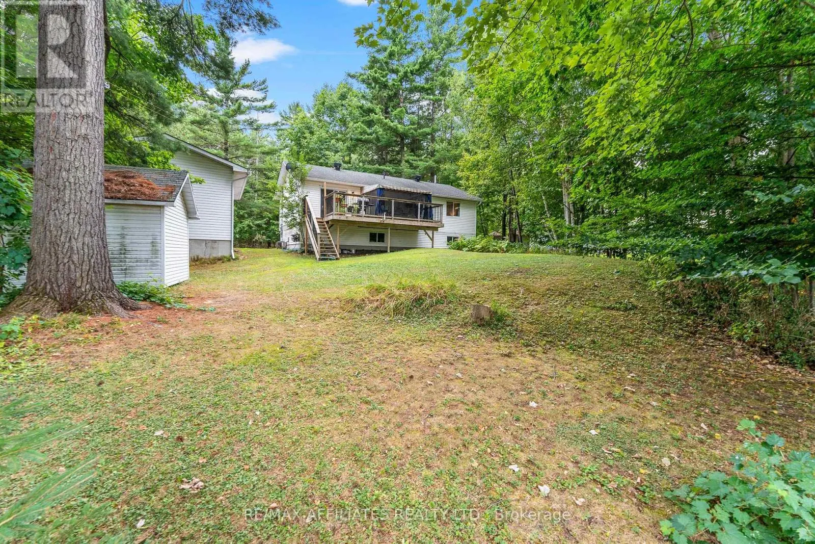 3662 FORESTVIEW LANE