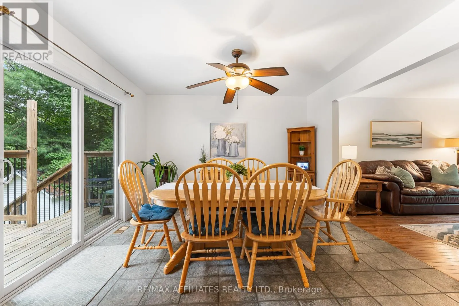 3662 FORESTVIEW LANE