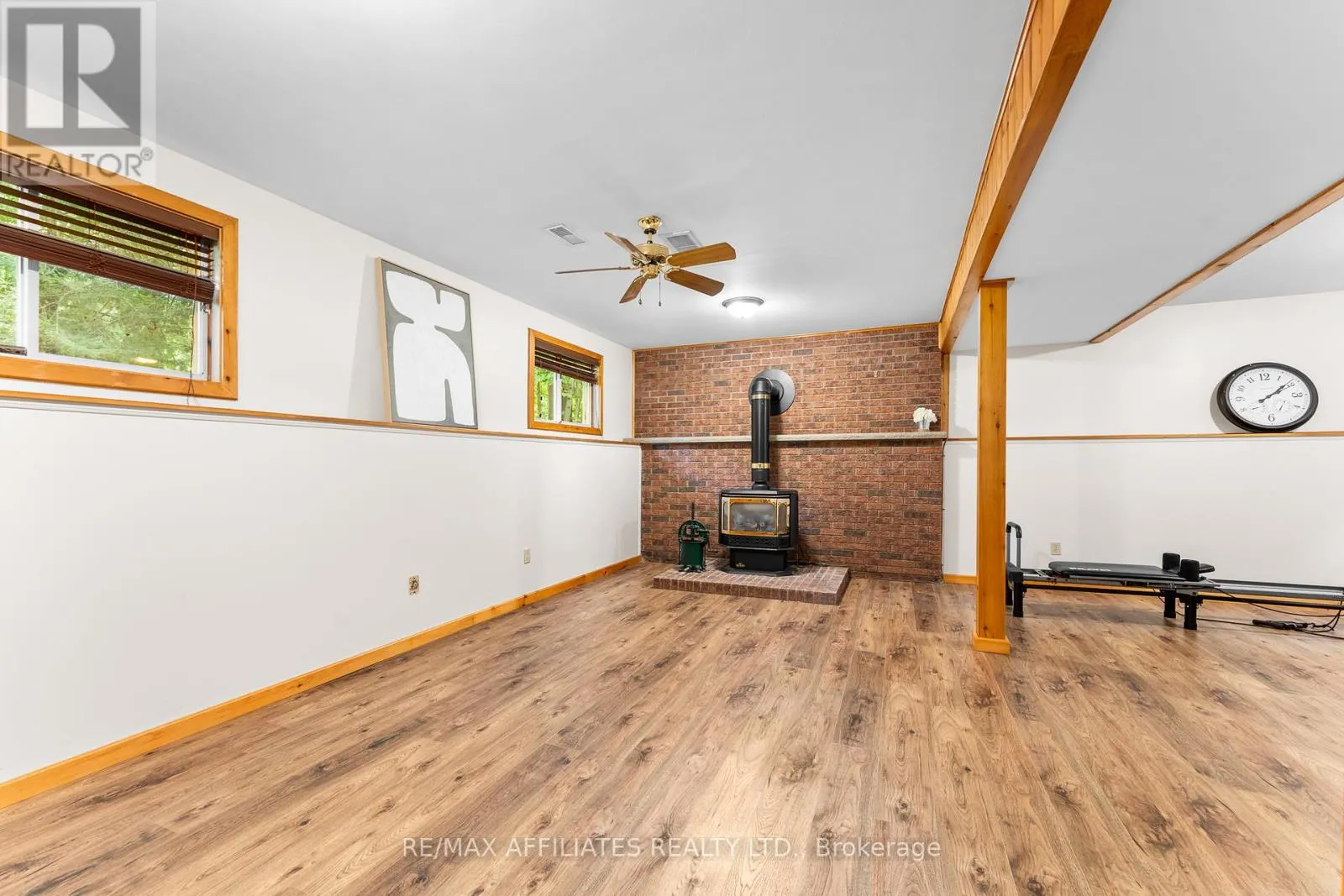 3662 FORESTVIEW LANE
