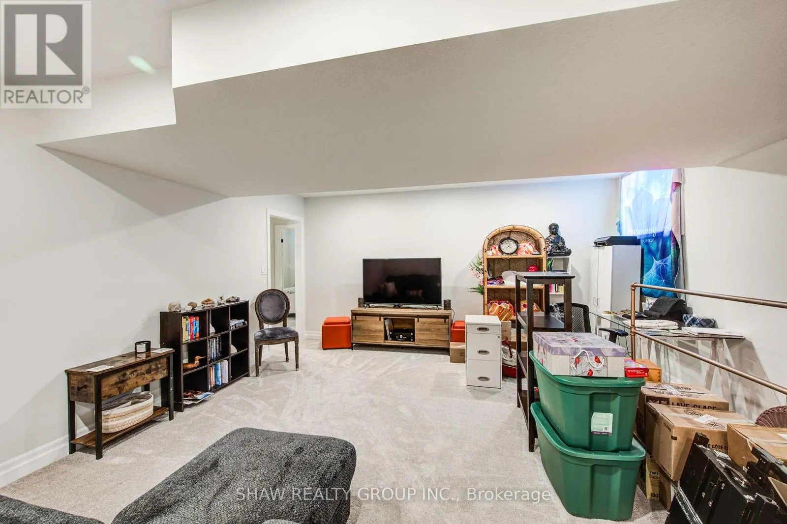 111 LIVINGSTON DRIVE