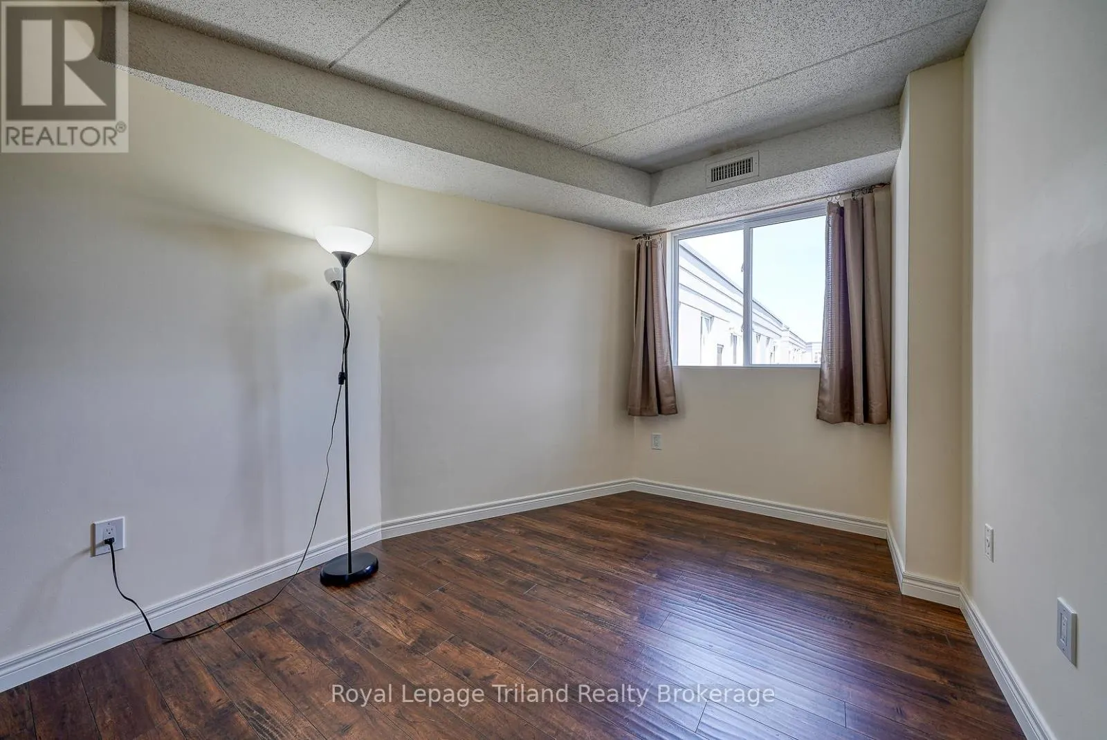 304 - 163 FERGUSON DRIVE, #304