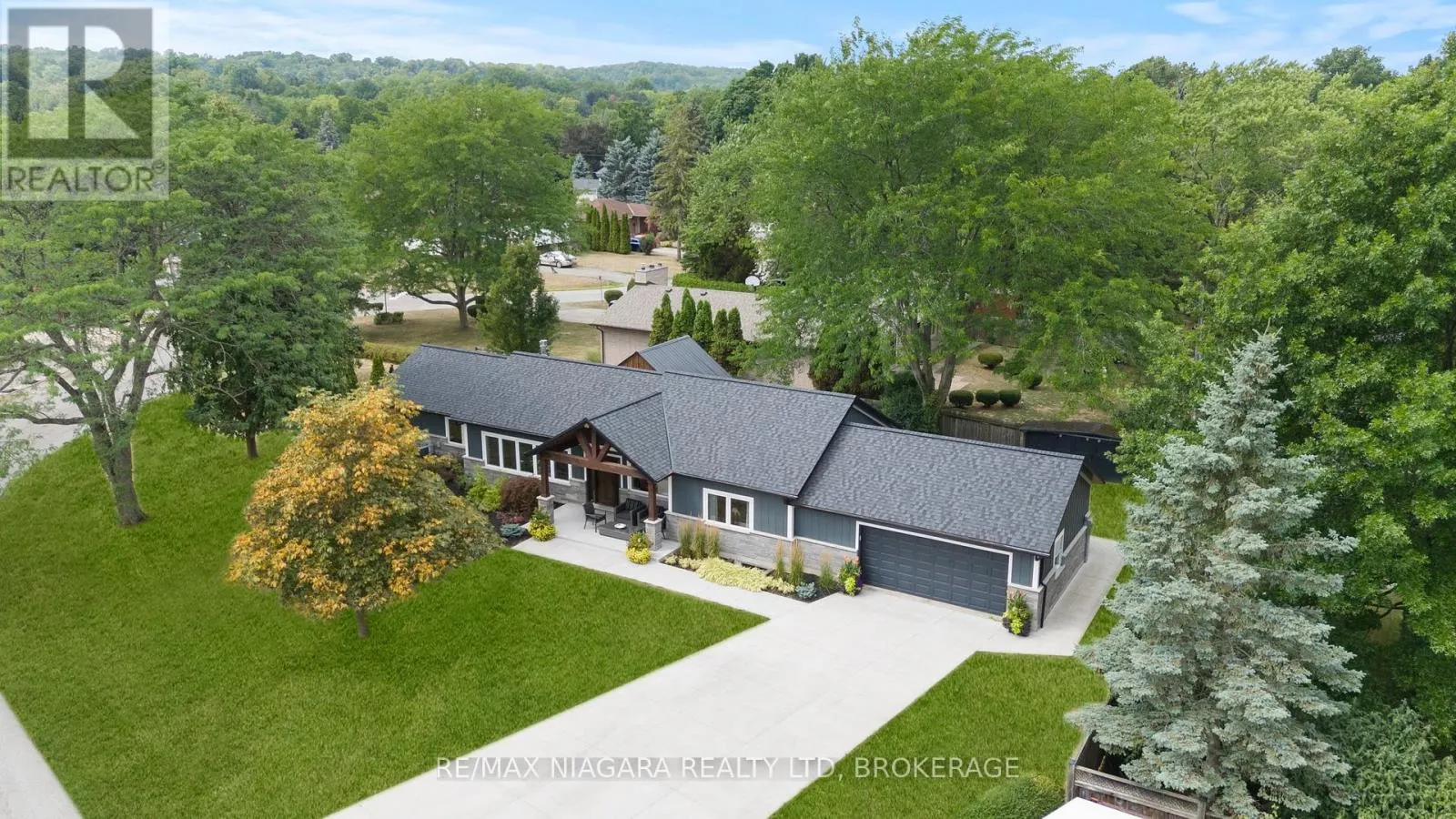 3886 GLENVIEW DRIVE