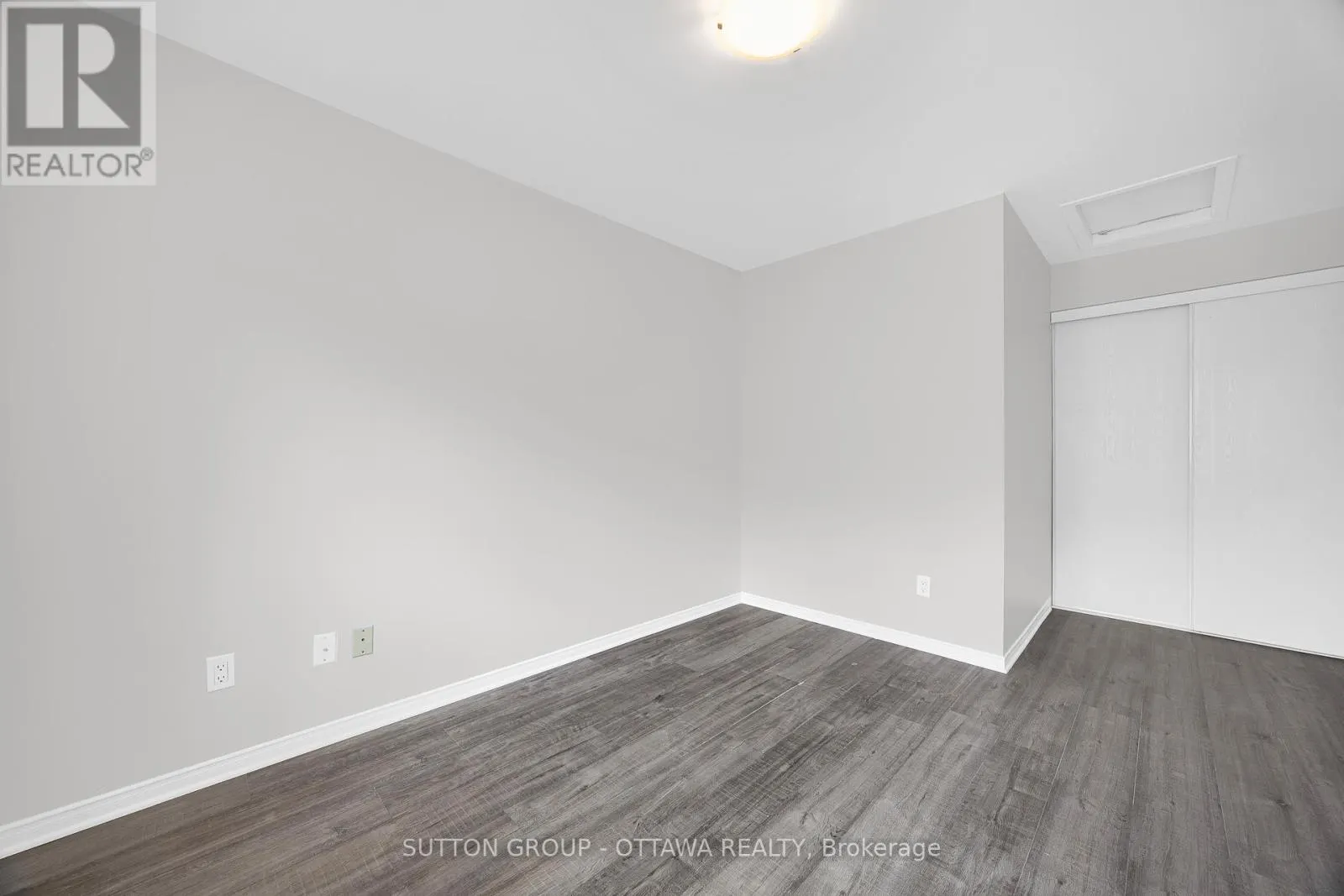 554 ASHBOURNE CRESCENT