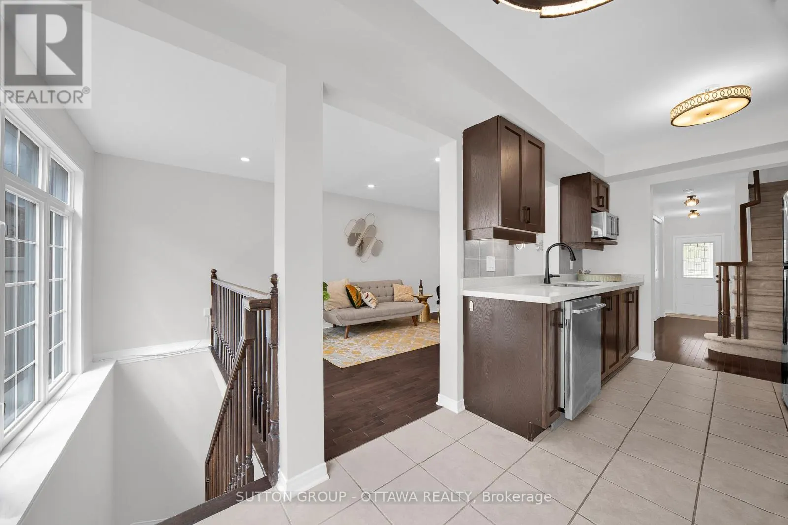 554 ASHBOURNE CRESCENT