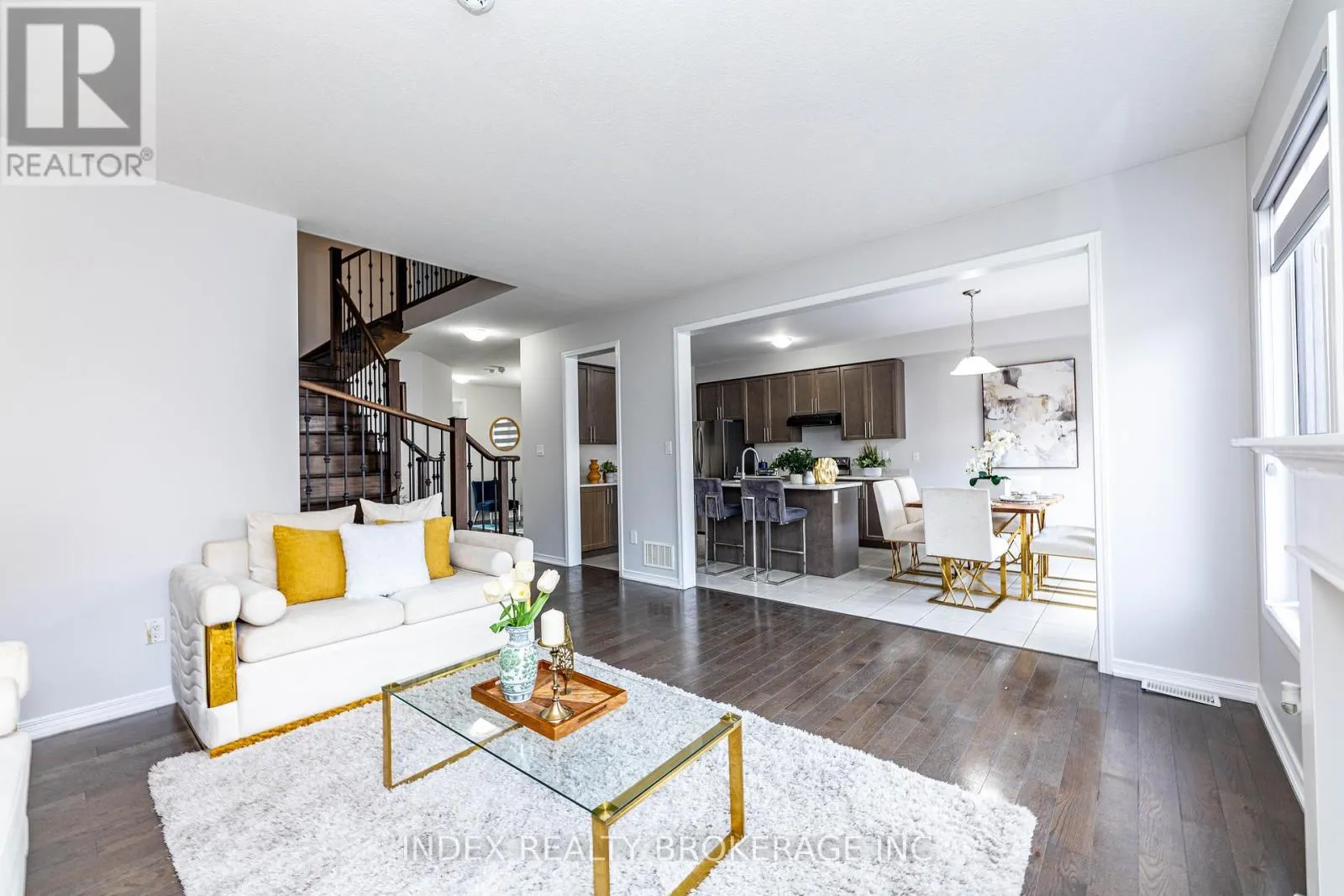 7713 BLACK MAPLE DRIVE