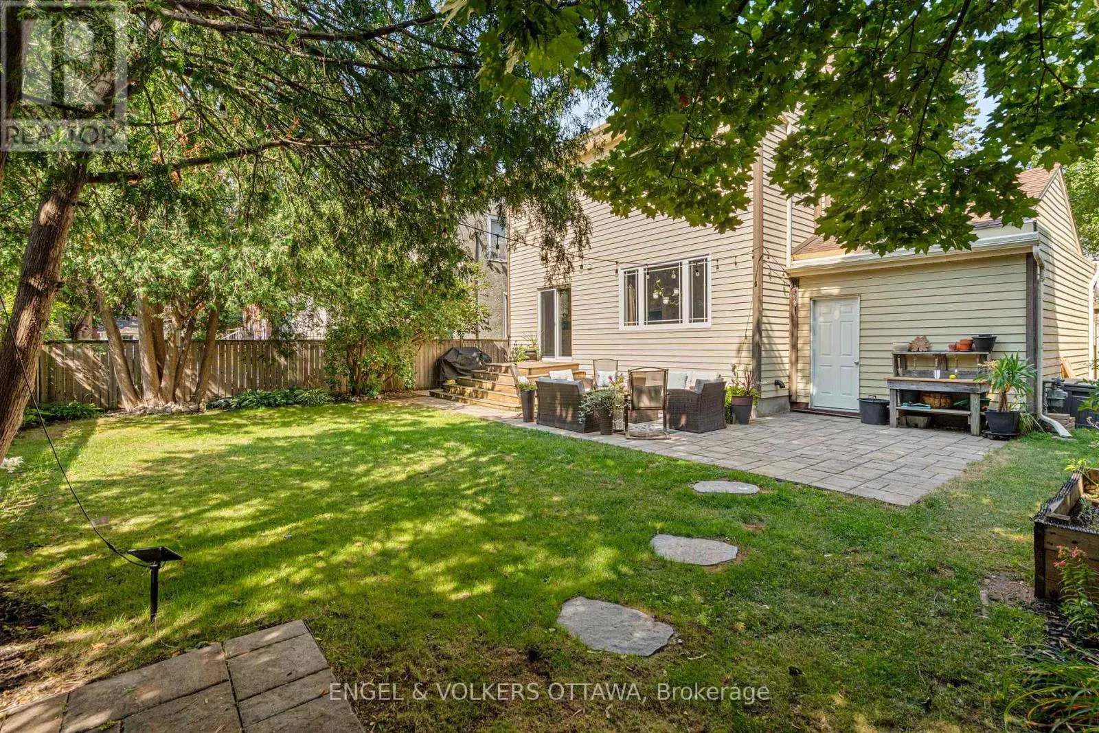14 CAMERON AVENUE