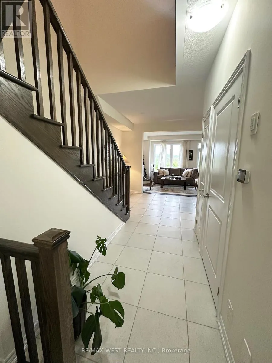 192 BROADACRE DRIVE