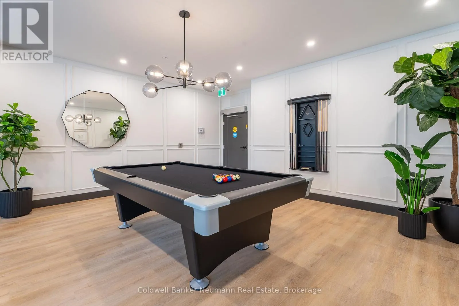 208 - 1882 GORDON STREET, #208