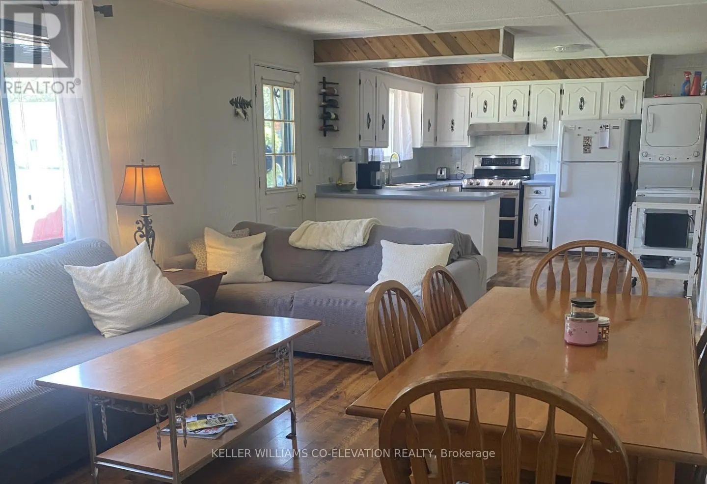 195 CEDAR DRIVE