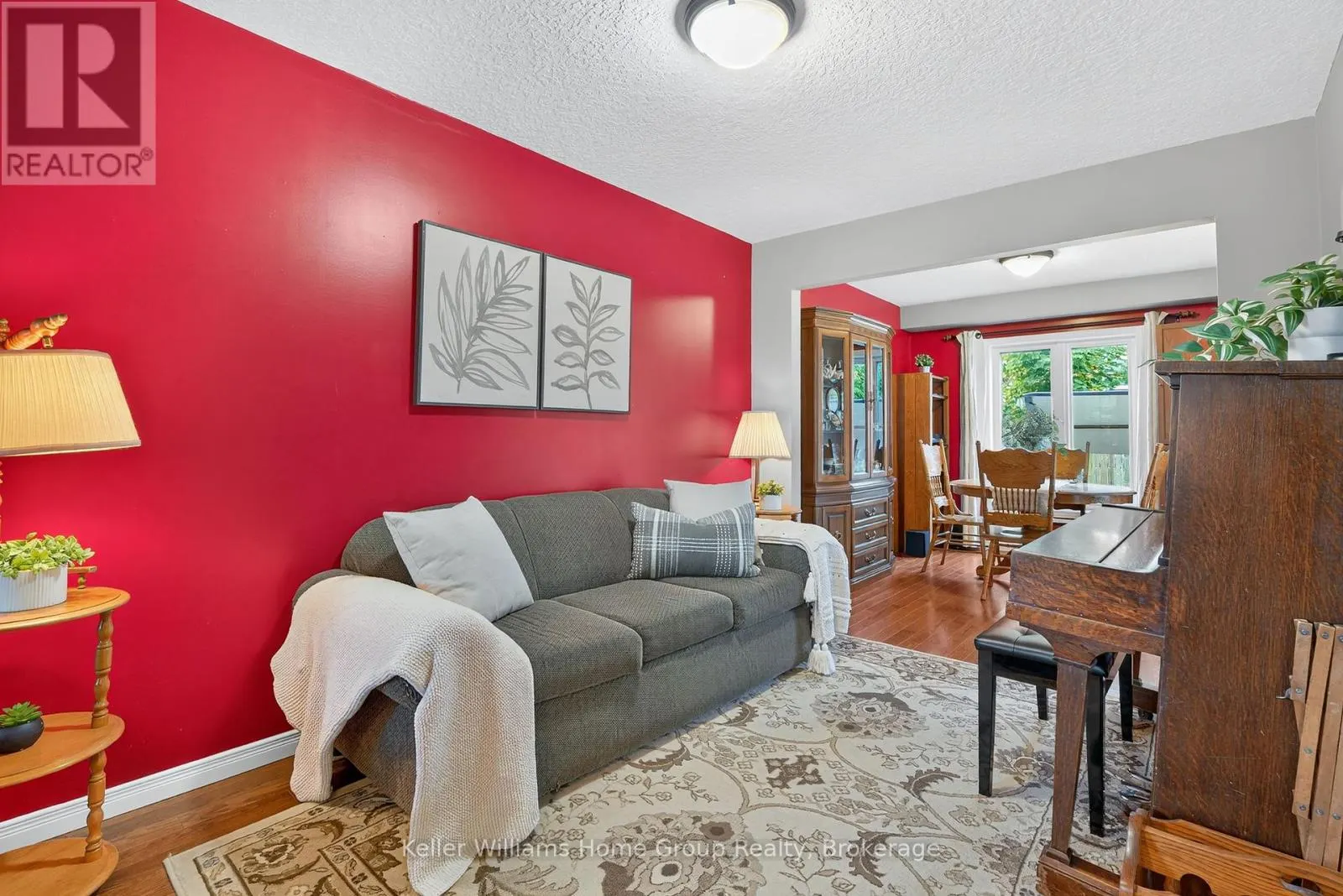90 UDVARI CRESCENT