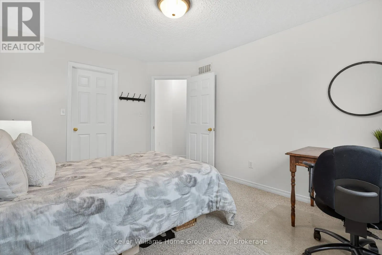 90 UDVARI CRESCENT