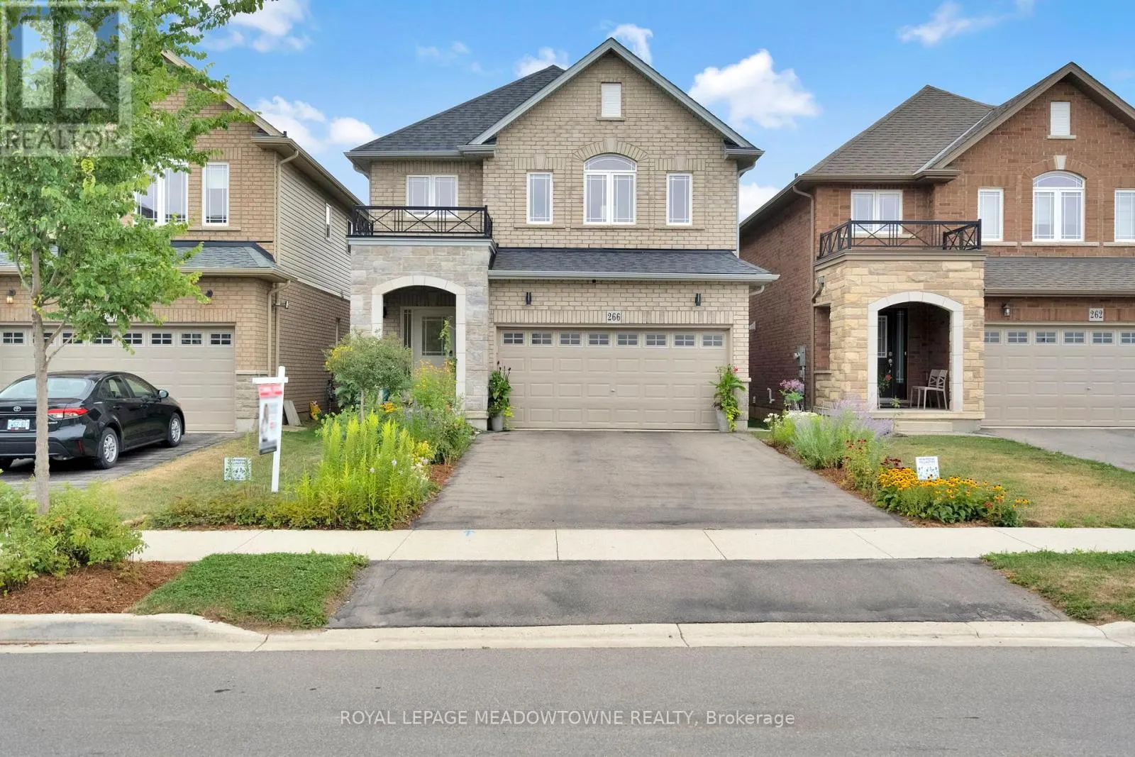 266 DALGLEISH TRAIL
