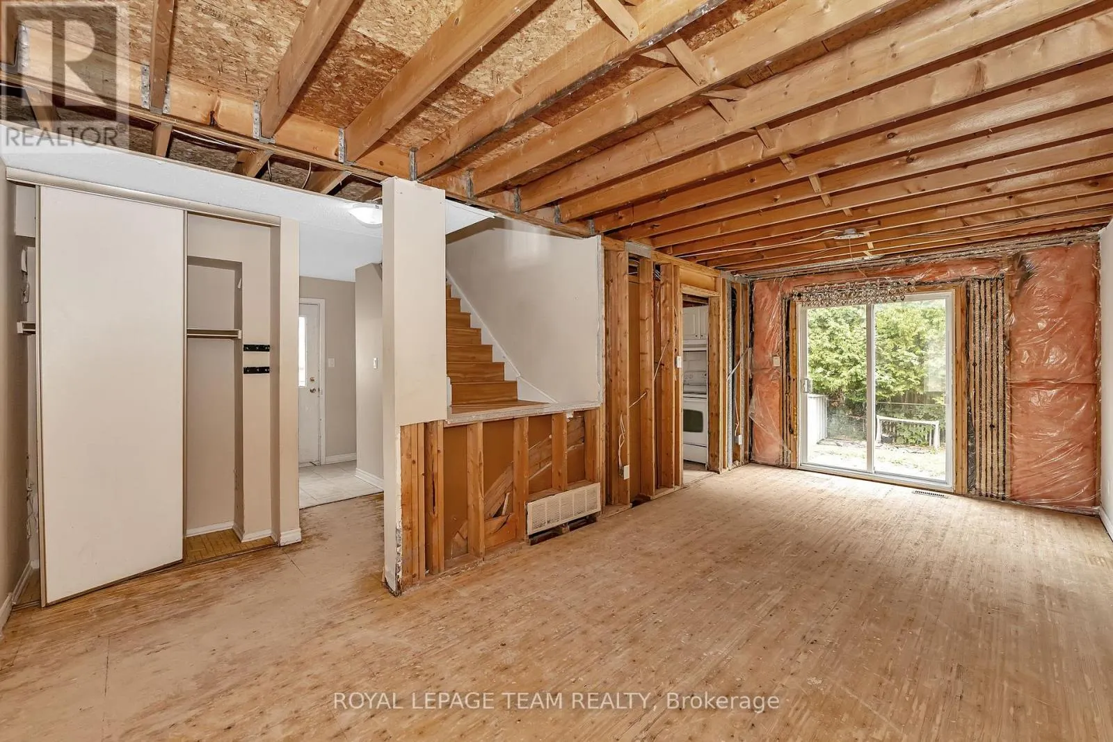 1843 BROUSSEAU CRESCENT