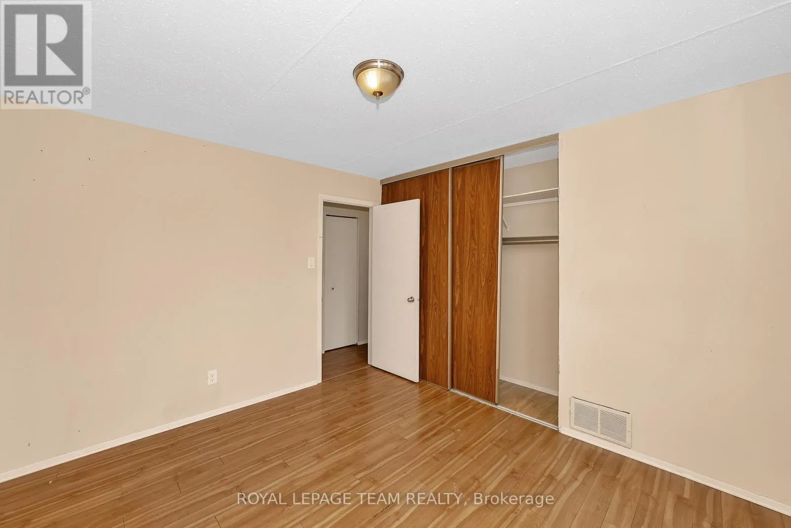 1843 BROUSSEAU CRESCENT